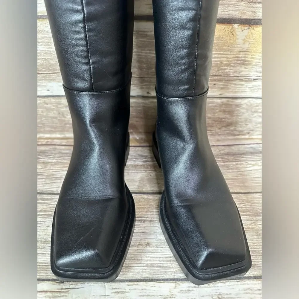 CHARLES & KEITH 6.5 Square Toe lagenlook Knee High Boots